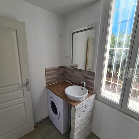 60m2 Rdc Avec Jardin *